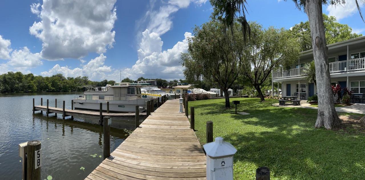 Hontoon Landing Resort & Marina DeLand Exterior photo