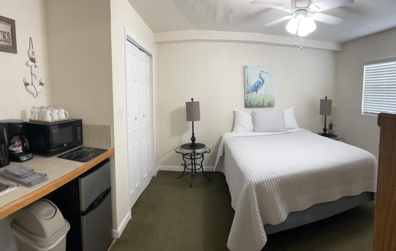 Hontoon Landing Resort & Marina DeLand Exterior photo